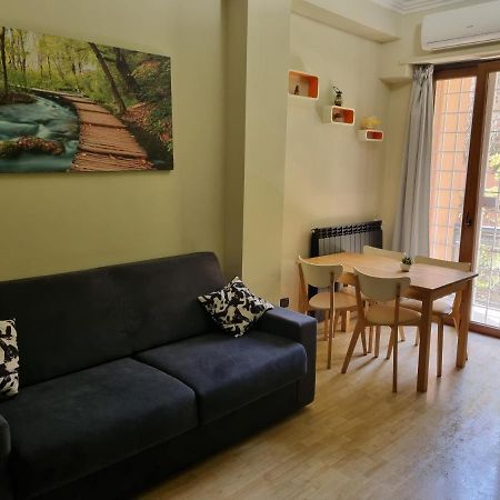 Bed and Breakfast Red Rose à Rome Extérieur photo