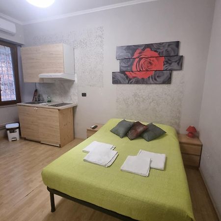 Bed and Breakfast Red Rose à Rome Extérieur photo